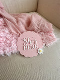 She’s here Plaque flower (acrylic + acrylic)