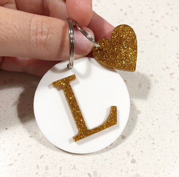 Initial bag tag + heart