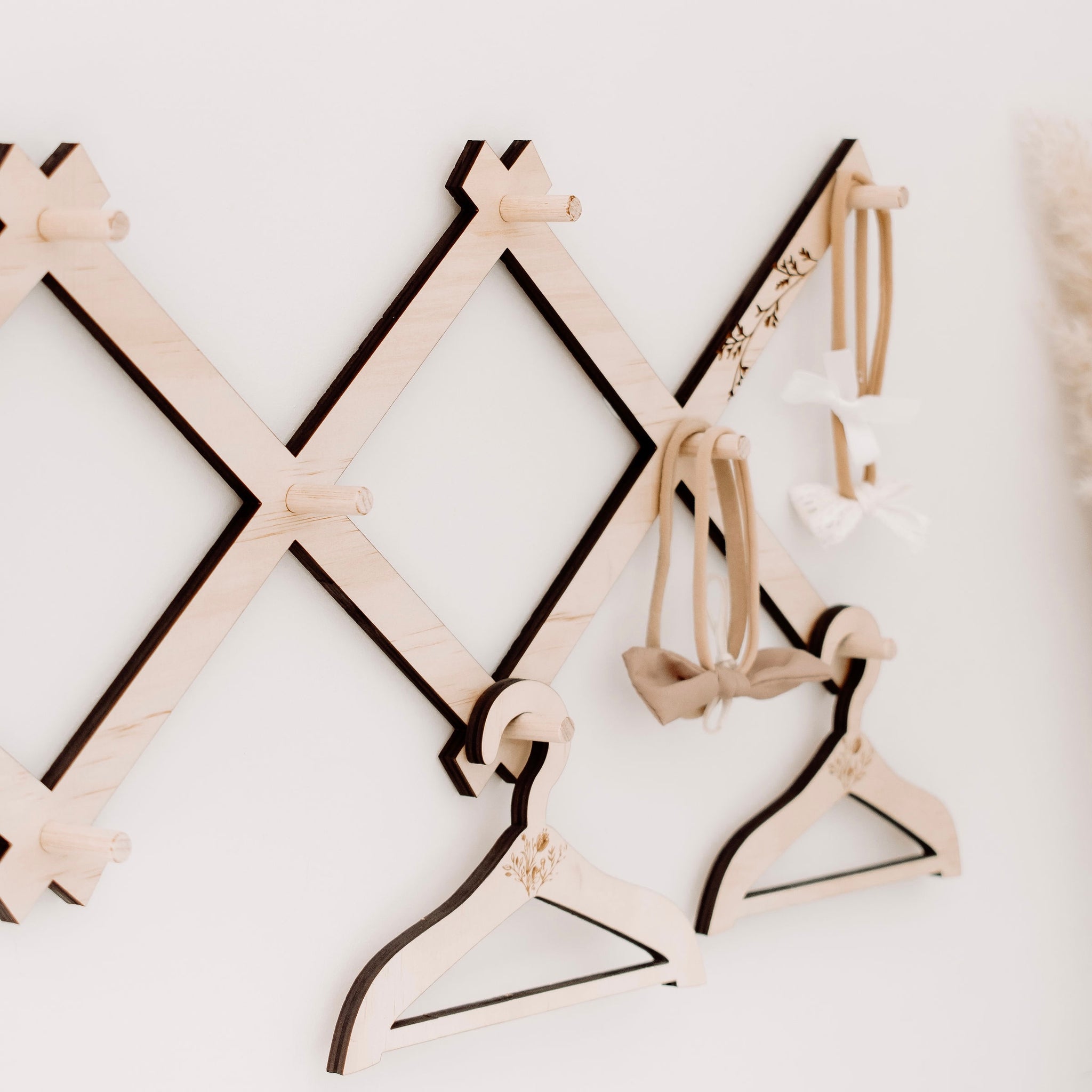 Criss Cross Wall Hanger Barleyboy Creative