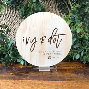 Pine engraved plaque + clear acrylic base