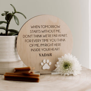 Paw print plaque